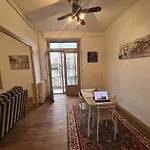 Spacious Luxury 2 Bed 아파트 *