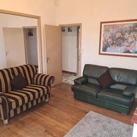 Spacious Luxury 2 Bed קרקסון