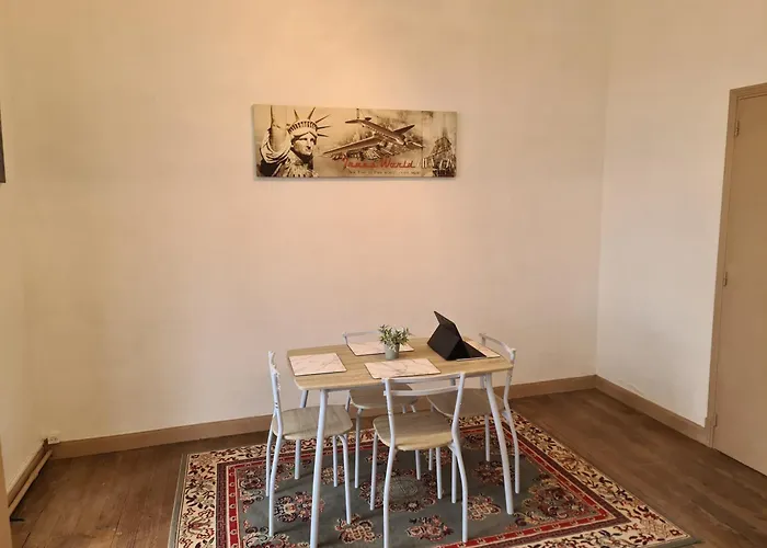 Διαμέρισμα Spacious Luxury 2 Bed Καρκασόν