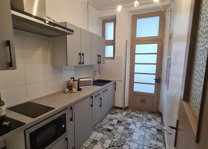 Spacious Luxury 2 Bed * Καρκασόν