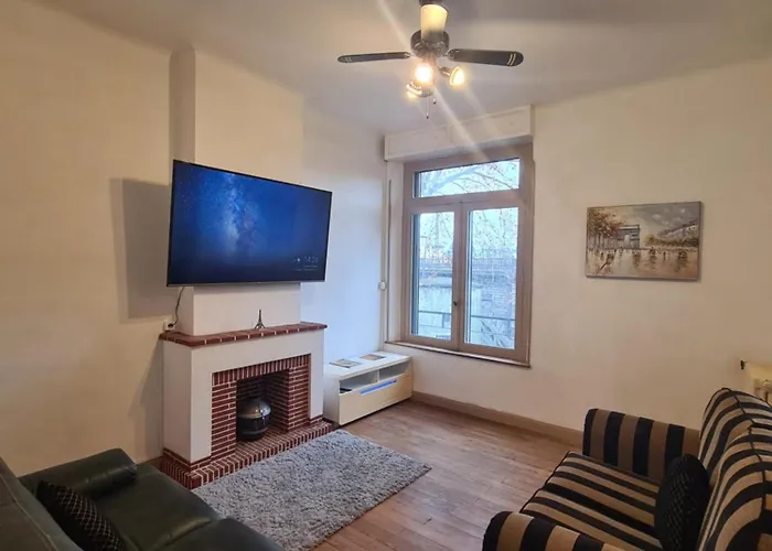 Spacious Luxury 2 Bed Διαμέρισμα