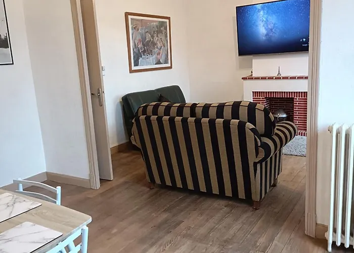 Διαμέρισμα Spacious Luxury 2 Bed *